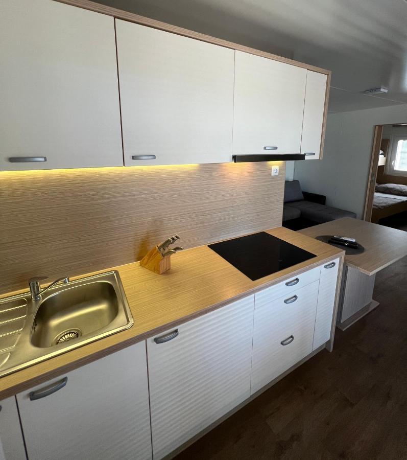 Zen Murter Mobil Home Betina  Extérieur photo