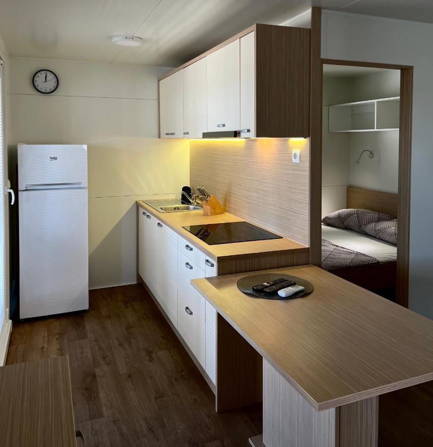 Zen Murter Mobil Home Betina  Extérieur photo